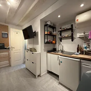 Cosy In The Heart Of Lavapies, - Amparo Apartment