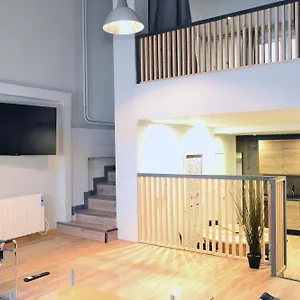Amplio Prosperidad Apartment *
