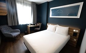 Travelodge Madrid Alcalá Room photo