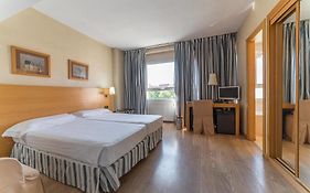 Hotel Infanta Mercedes Madrid Exterior photo