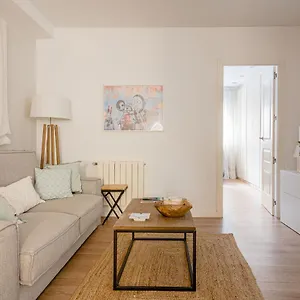 Apartment Charming Avenida America