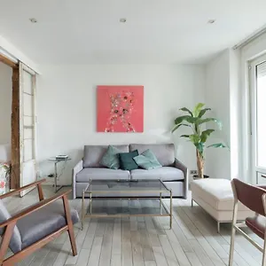 Boutique Apartment *
