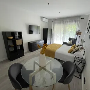 Apartment Arizonica Suites Chamartin Madrid