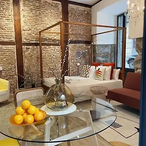 Opera Carmen Palacio Real Luxury Apartment Madrid