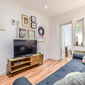 Apartamento Plaza De Lavpies Madrid