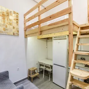Apartamento En Chamberi Apartment *