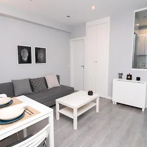 Apartment Modern Minimalist 1-bedroom In The Center Madrid