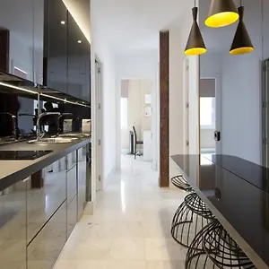 Amazinn Places Embajadores I Apartment