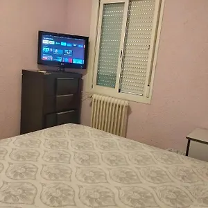Privada En Madrid-piso Compartido Apartment *