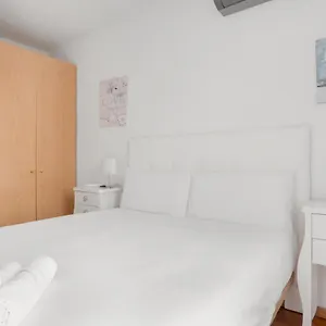 2 Bedrooms 1 Bathroom Furnished - Center - Bright - Mintystay