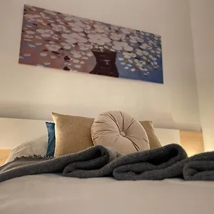 Alma Apartment *