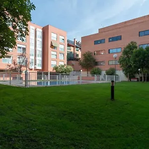 Apartment Con Parking Y Piscina *