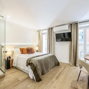 Estudio Funcional Plaza Del Callao, Mid Term Apartment Madrid