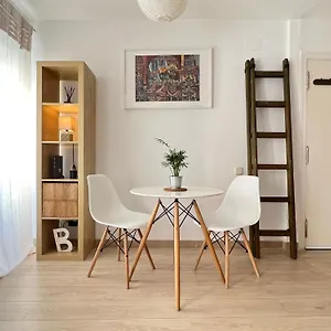 Lovely Con Balconcitos