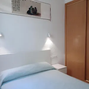 2 Y El Salon Tienen Aire, Centro Gran Via - Plaza De Espana Madrid
