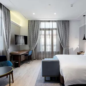 Doubletree By Hilton Madrid-prado Hotel