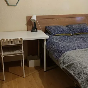 Amplia En Buena Ubicacion Guest house Madrid