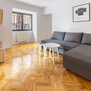 3 Bedrooms 2 Bathrooms Furnished - Sol - Bright - Mintystay *