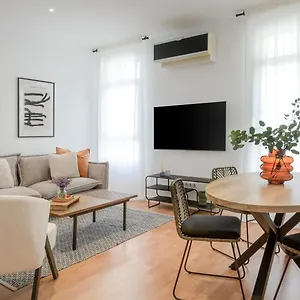 Montesa Exclusive Living Apartment *