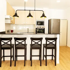 Cuatro Caminos Apartment *
