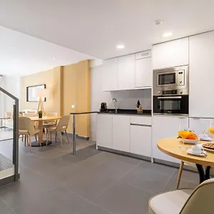 Charming Duplex Retreat For 4 Latina Toledo Atico Iii