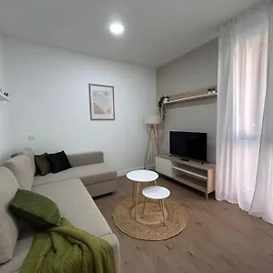 Apartment Beautiful Flat In Urq2 *