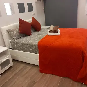 Plaza Pedro Zerolo Apartment Madrid