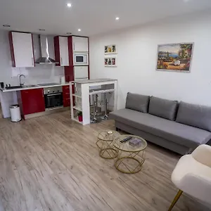 Apartment Comodo Piso Cerca Del Aeropuerto By Bebalmy Madrid