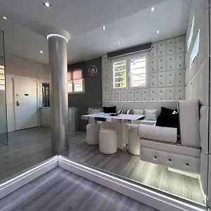 Duplex Para 8 Personas Con Sauna Jacuzzi Y Cine *