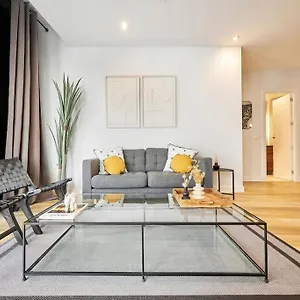 Apartment Gran Via Style Madrid