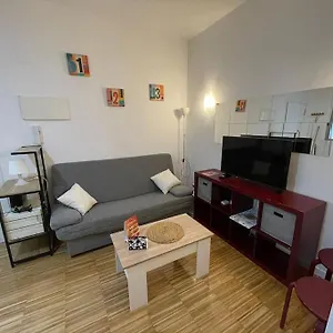 Estudio Barrio Malasana * Madrid