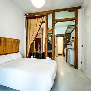Centrico Estudio En Plaza De Espana By Bebalmy Apartment Madrid