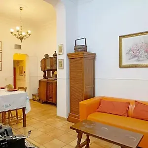 Apartment Acogedor Piso A 5min Del Prado