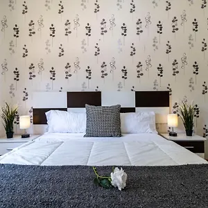 Antonio Lopez Residencial 217 Apartment *