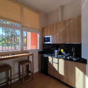 Ama Metropolitano 18 Apartment