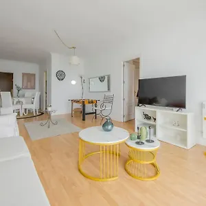 Entero Chamartin Apartment Madrid