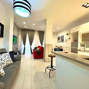 Cerca Del Santiago Bernabeu, La Castellana Apartment