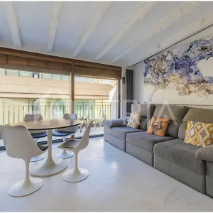 Gorgeous 2 Bedroom In Madrid's Heart * Madrid