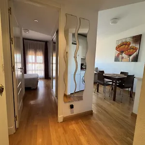 Apartamento Casa Con Piscina Madrid