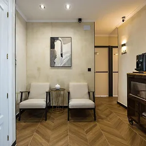 Aparthotel The Raimundo