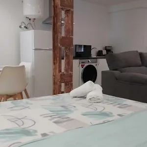 S3 Nuevo, Apartment *