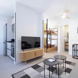 Cozy 2b In Ciudad Lineal For 4 Pax - Zigia B *