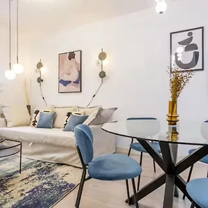 Chic Atocha Loft - Perfect Location And Style * Madrid