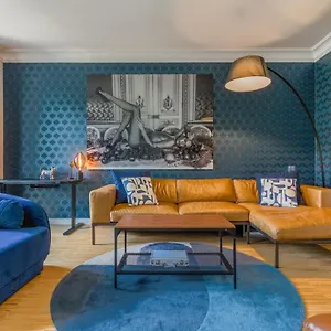 100m2 Designer Gem - Ac - Pro Desk - Prime Area Madrid