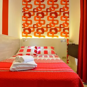 Hostel Far Plaza Mayor