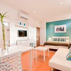 ático En El Centro De - Calle Jardines Apartamento *