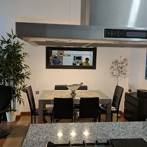 Calle Luis Vives 13 , Bajo Izquierdo *