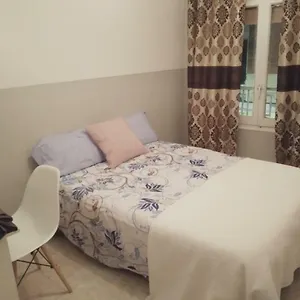 Bed & Breakfast Atocha & Huertas Suites Madrid