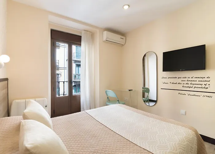 Hostal Art Madrid photo