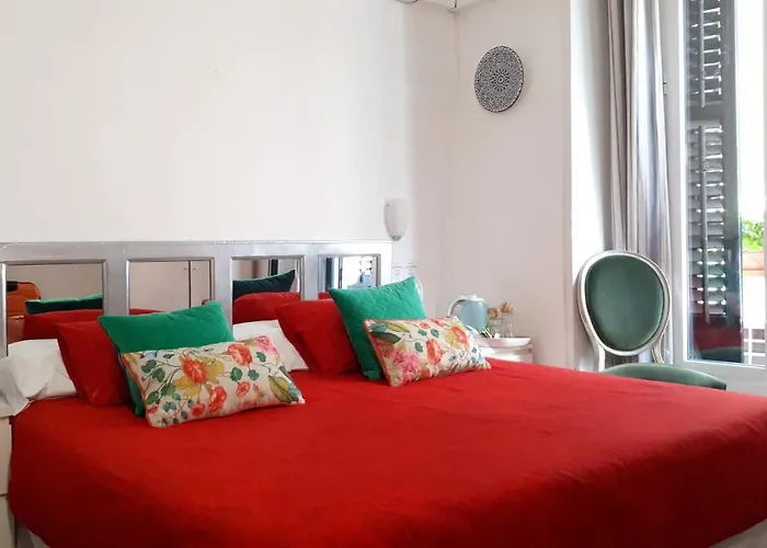 Hostal Casa Chueca Madrid photo